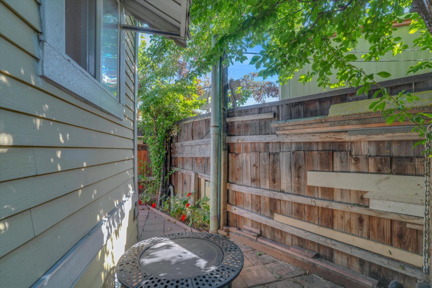 Detail Gallery Image 8 of 24 For 360 E. Grant Line 7, Tracy,  CA 95376 - 2 Beds | 1 Baths