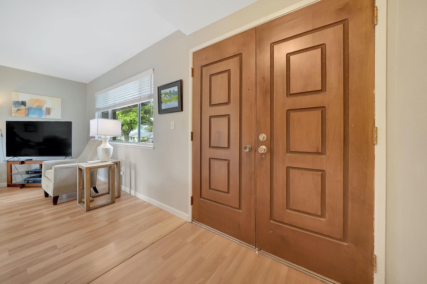 Detail Gallery Image 3 of 63 For 8912 Ramstad Ave, Fair Oaks,  CA 95628 - 3 Beds | 1 Baths