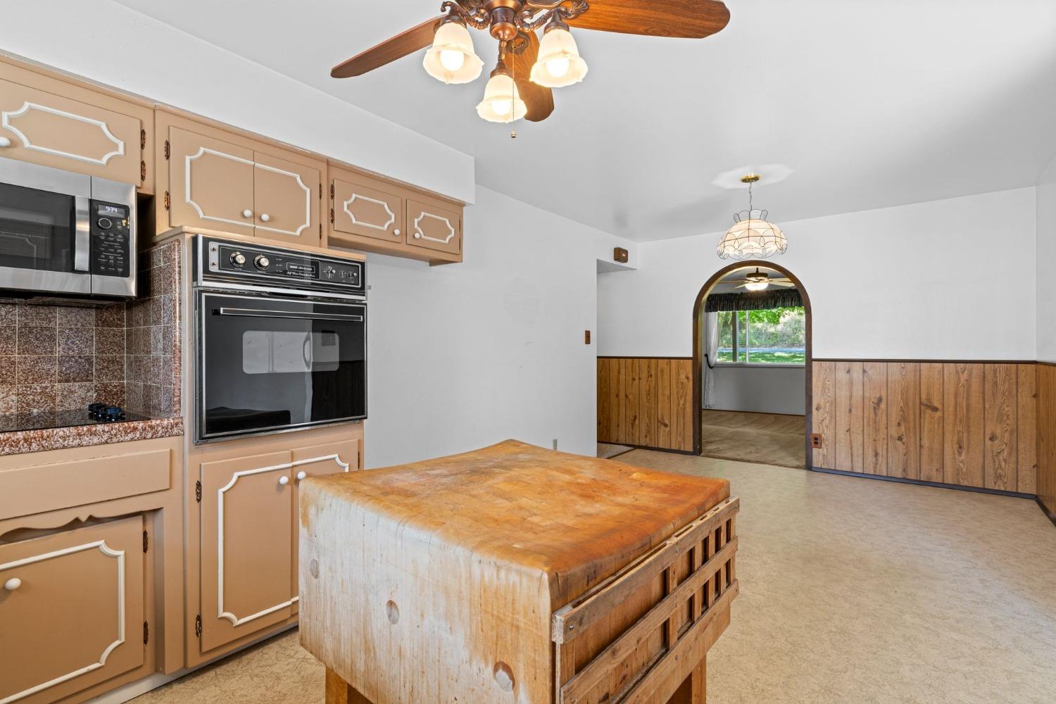 Detail Gallery Image 17 of 46 For 5038 Illinois Ave, Fair Oaks,  CA 95628 - 4 Beds | 2 Baths