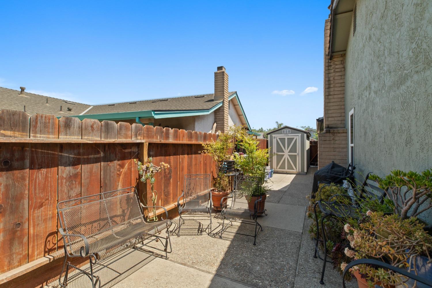 Detail Gallery Image 34 of 36 For 14535 Arapaho Way, Manteca,  CA 95336 - 3 Beds | 2 Baths