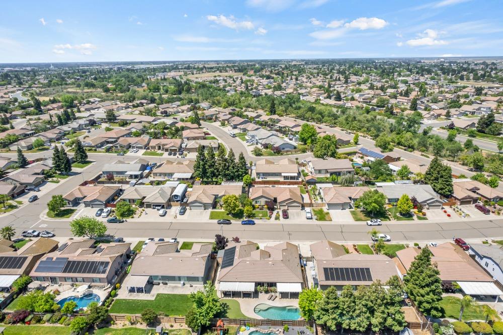 Detail Gallery Image 62 of 66 For 929 Jordine Way, Galt,  CA 95632 - 5 Beds | 2/1 Baths