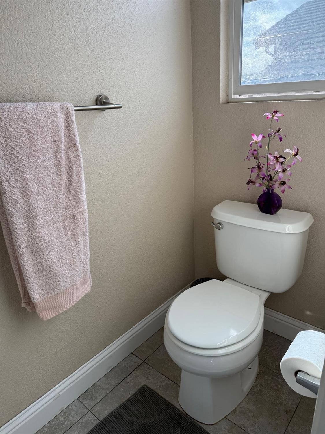 Detail Gallery Image 33 of 61 For 601 Olivine Ave, Lathrop,  CA 95330 - 5 Beds | 3 Baths