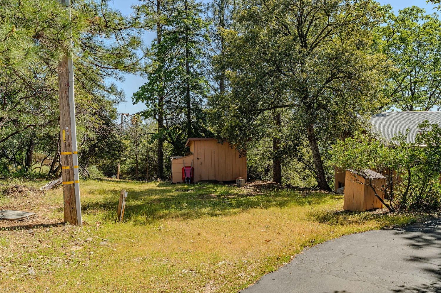 Detail Gallery Image 5 of 73 For 13771 West Ct, Pine Grove,  CA 95665 - 3 Beds | 2 Baths