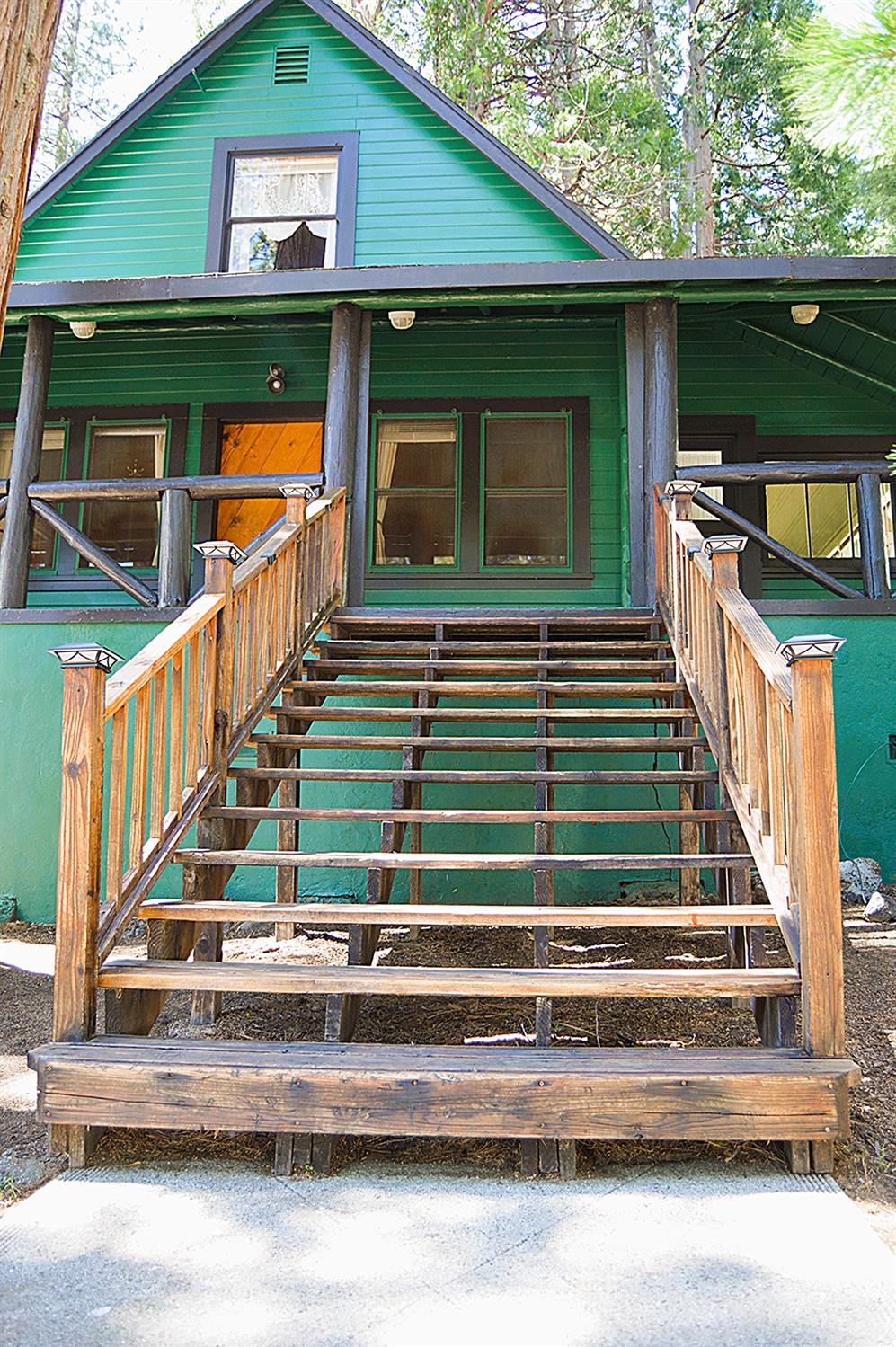 Detail Gallery Image 4 of 34 For 26156 Long Barn Rd, Long Barn,  CA 95335 - 5 Beds | 1/1 Baths