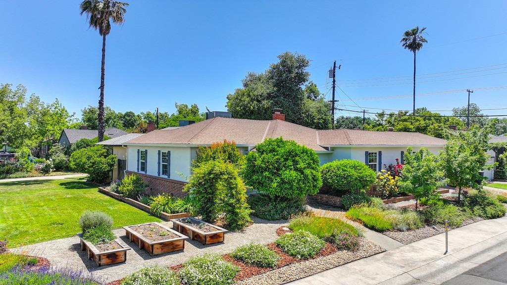 Detail Gallery Image 1 of 80 For 2901 61st St, Sacramento,  CA 95817 - 3 Beds | 1/1 Baths