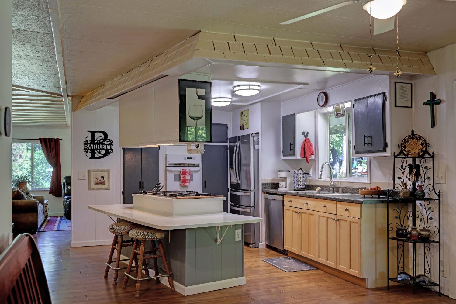 Detail Gallery Image 6 of 23 For 10160 Penn Oak Ln, Rough And Ready,  CA 95975 - 3 Beds | 2 Baths