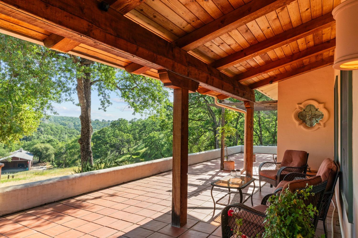 Detail Gallery Image 11 of 87 For 14801 Vaira Ranch Rd, Drytown,  CA 95699 - 4 Beds | 3 Baths