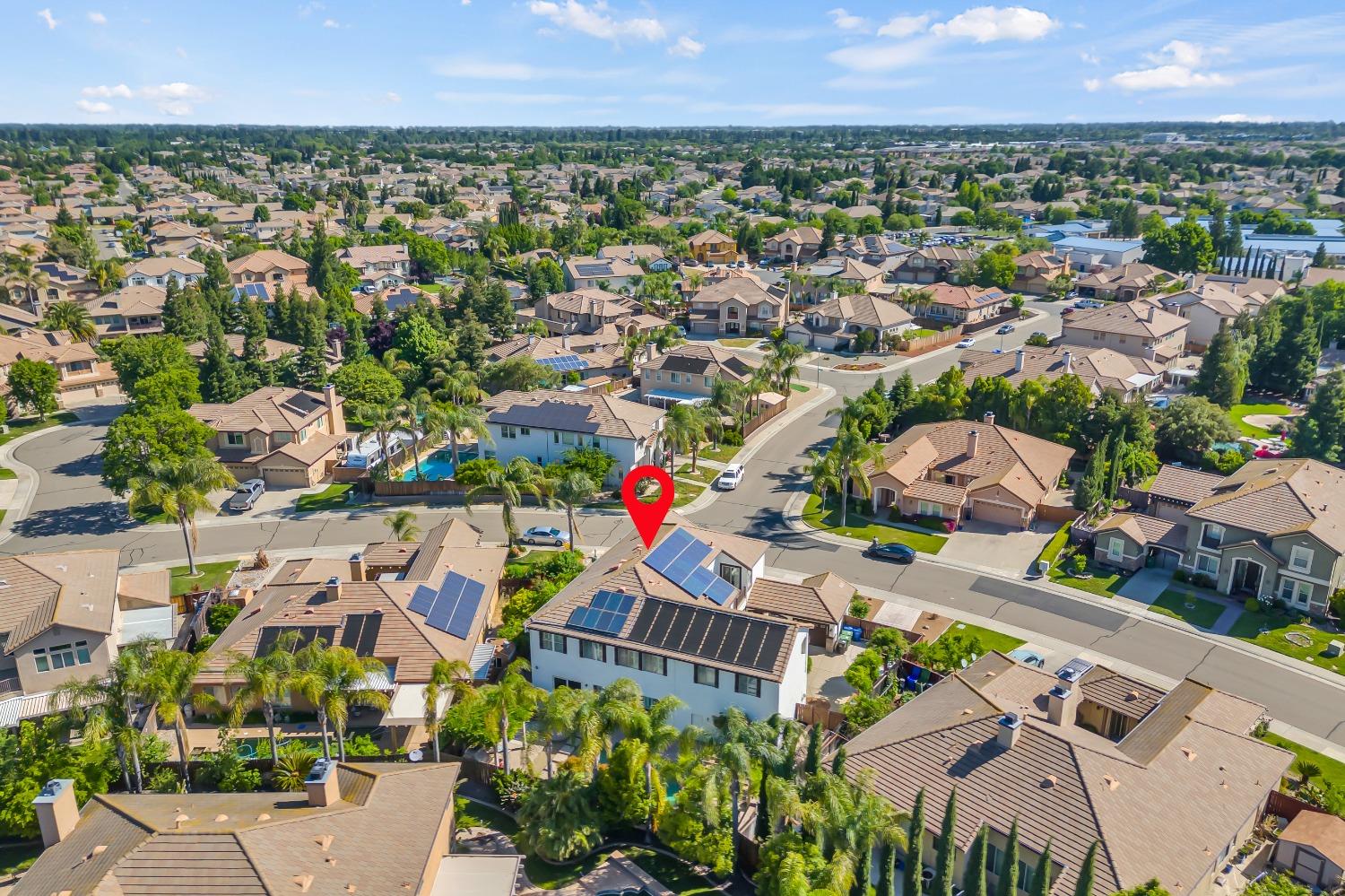 Detail Gallery Image 74 of 94 For 6600 Caprezzo Way, Elk Grove,  CA 95757 - 5 Beds | 4/1 Baths
