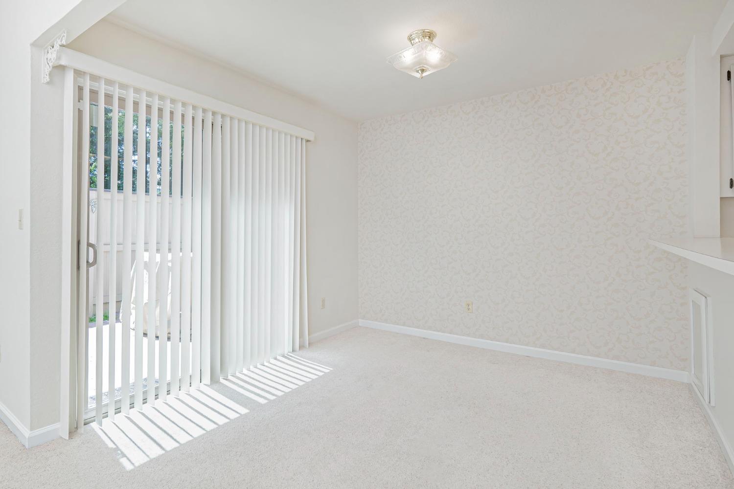 Photo #10: 225059717 Listing: Photo #10