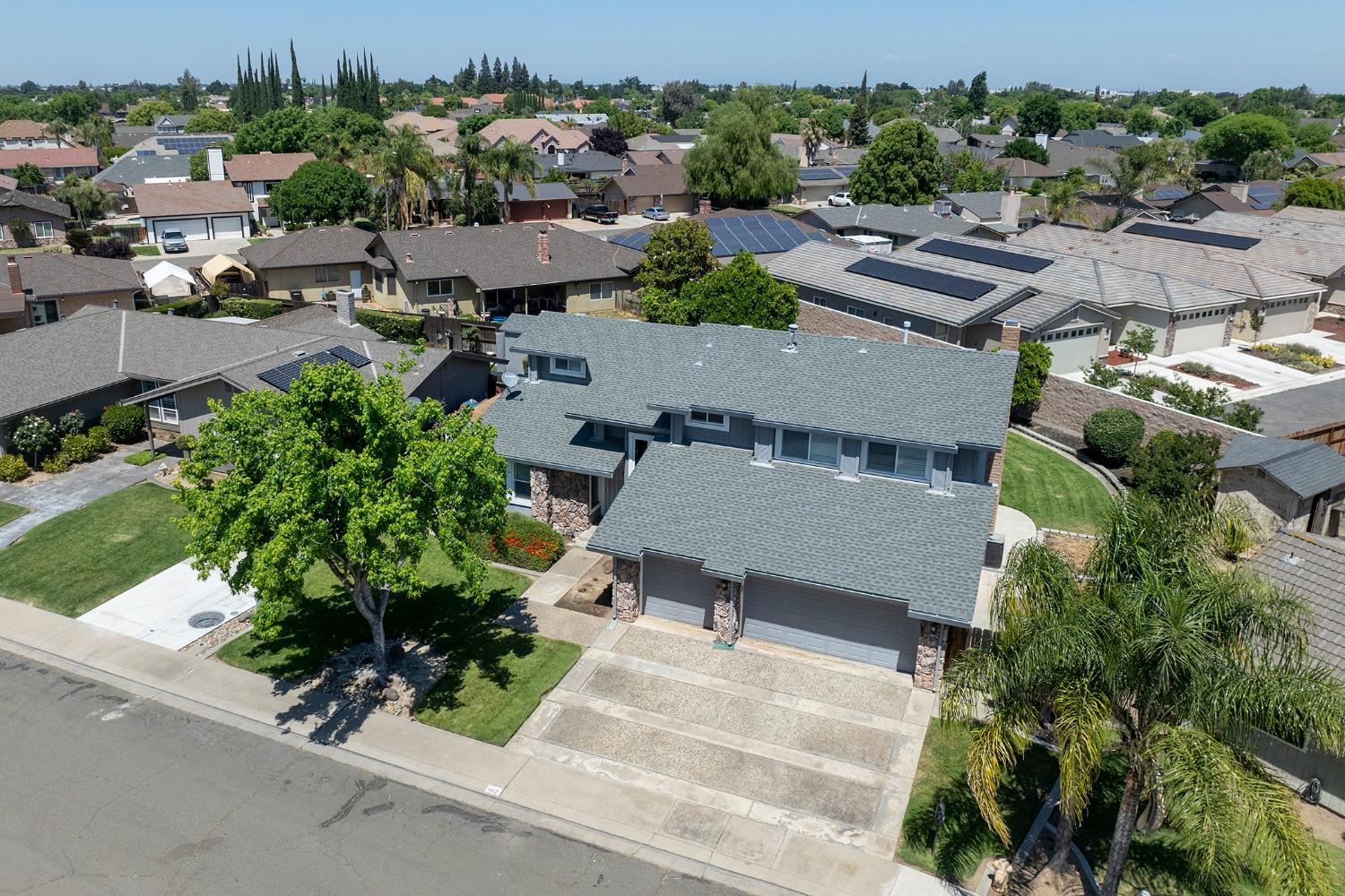 Oakridge Court, Modesto, California image 49