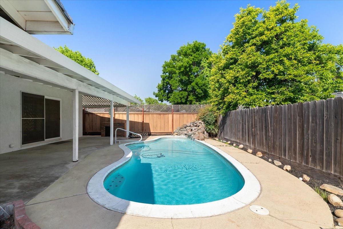 Detail Gallery Image 47 of 51 For 2501 Continental Dr, Modesto,  CA 95355 - 3 Beds | 2 Baths