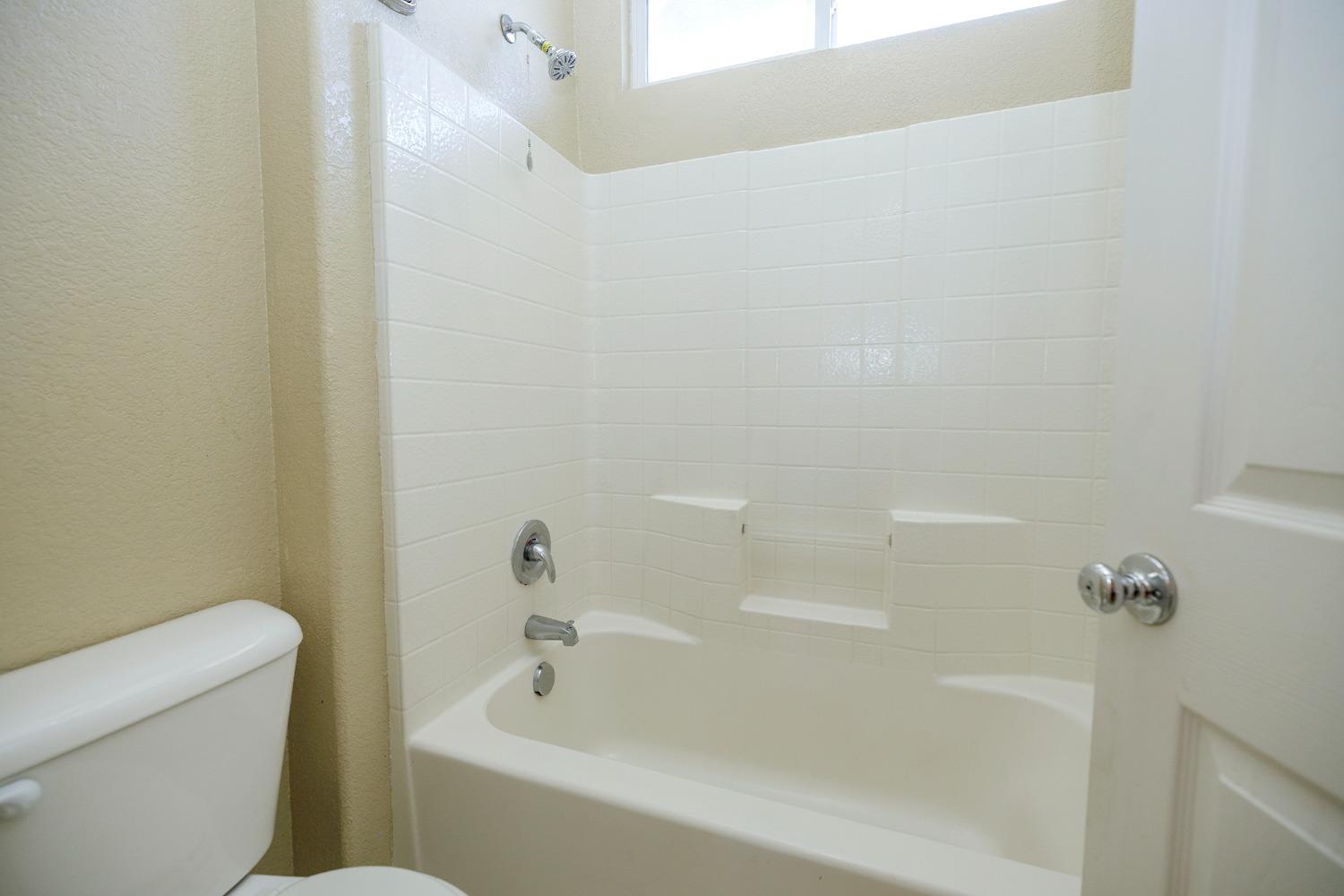 Detail Gallery Image 50 of 61 For 2920 Medinah Way, Modesto,  CA 95355 - 4 Beds | 3 Baths