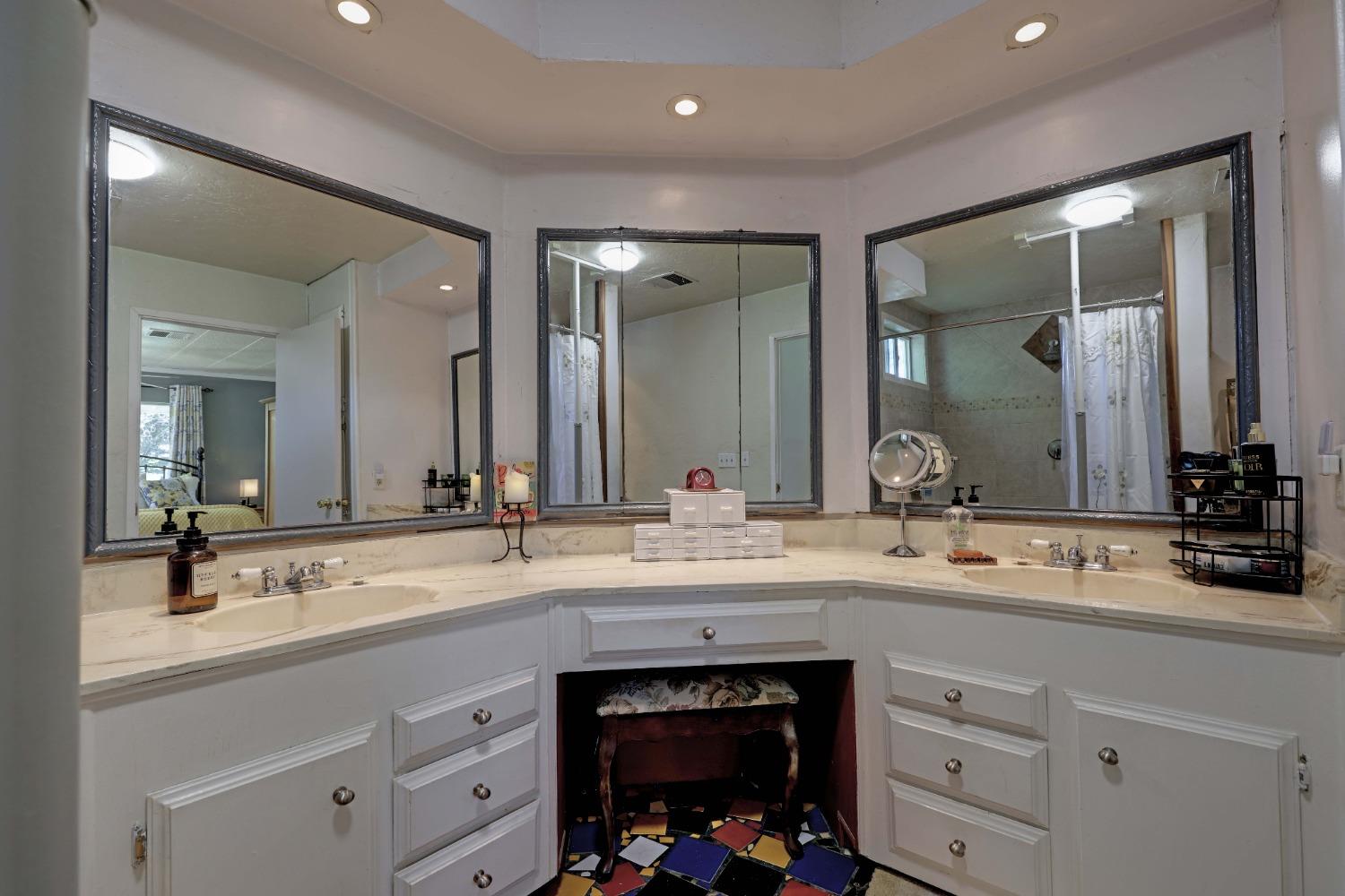 Detail Gallery Image 12 of 23 For 10160 Penn Oak Ln, Rough And Ready,  CA 95975 - 3 Beds | 2 Baths