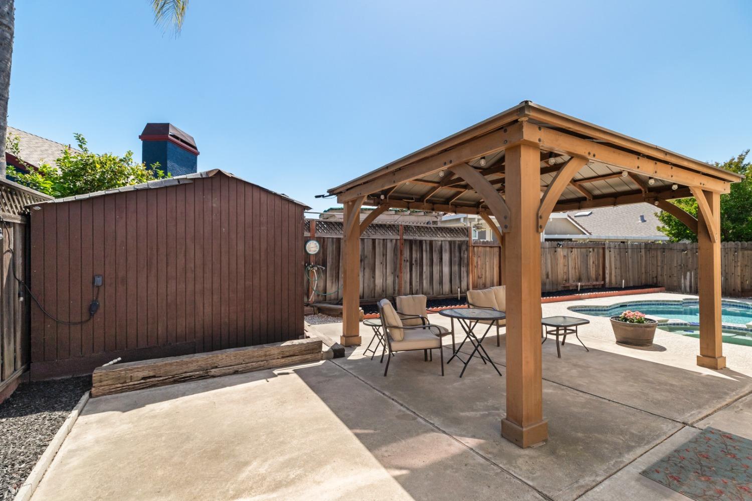 Detail Gallery Image 32 of 34 For 1430 Harvest Ln, Tracy,  CA 95376 - 5 Beds | 3 Baths