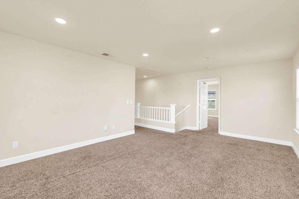 Detail Gallery Image 21 of 56 For 4909 Winamac Dr, Sacramento,  CA 95835 - 3 Beds | 2/1 Baths
