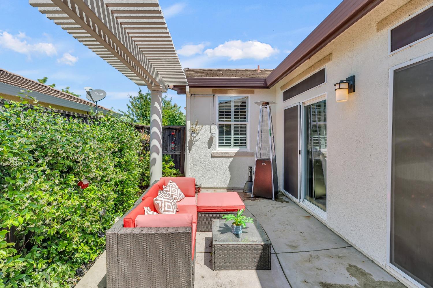 Stageline Circle, Rocklin, California image 18
