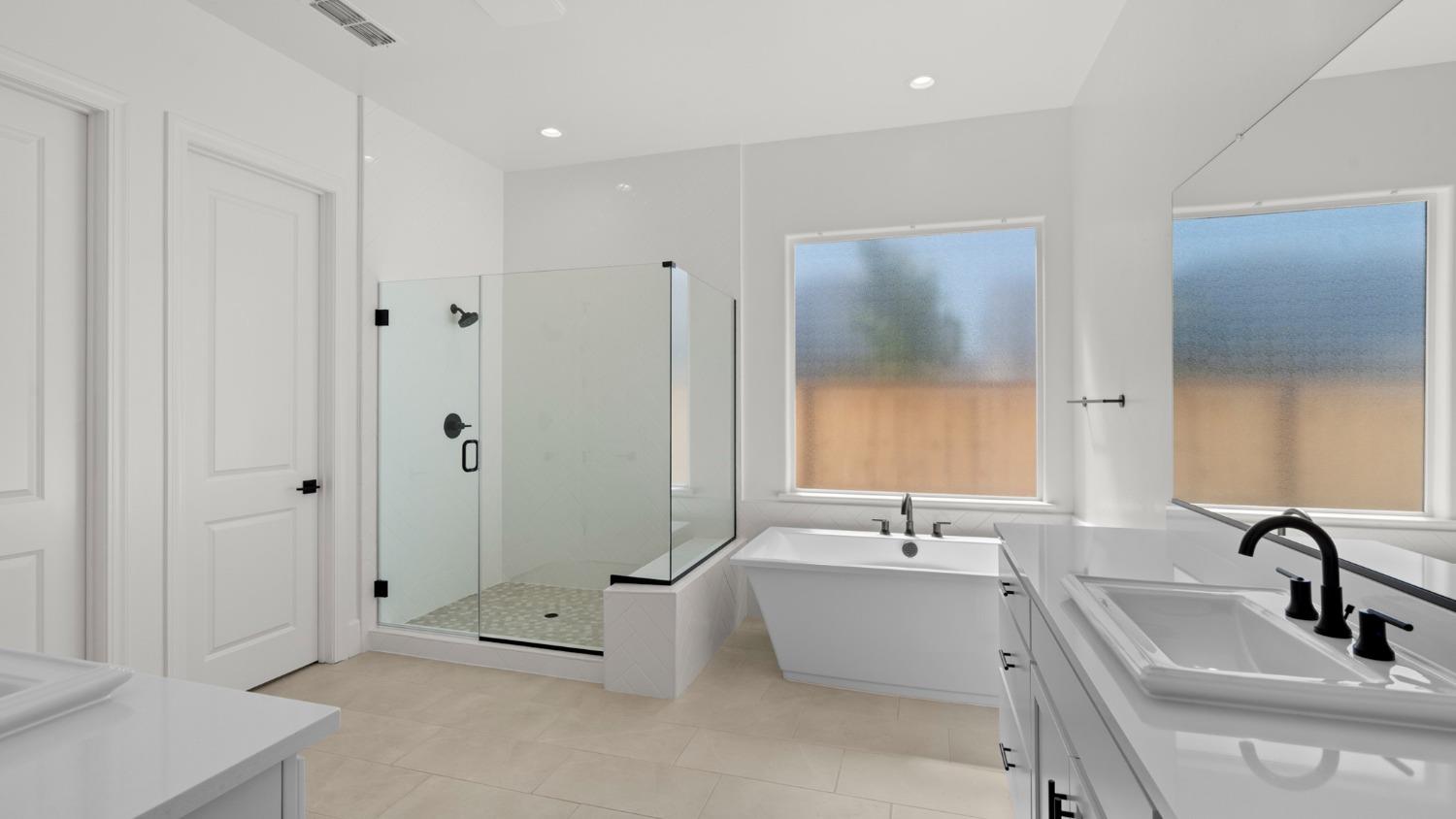 Detail Gallery Image 15 of 25 For 3840 Fletcher Peak Cir, Roseville,  CA 95661 - 4 Beds | 2/1 Baths