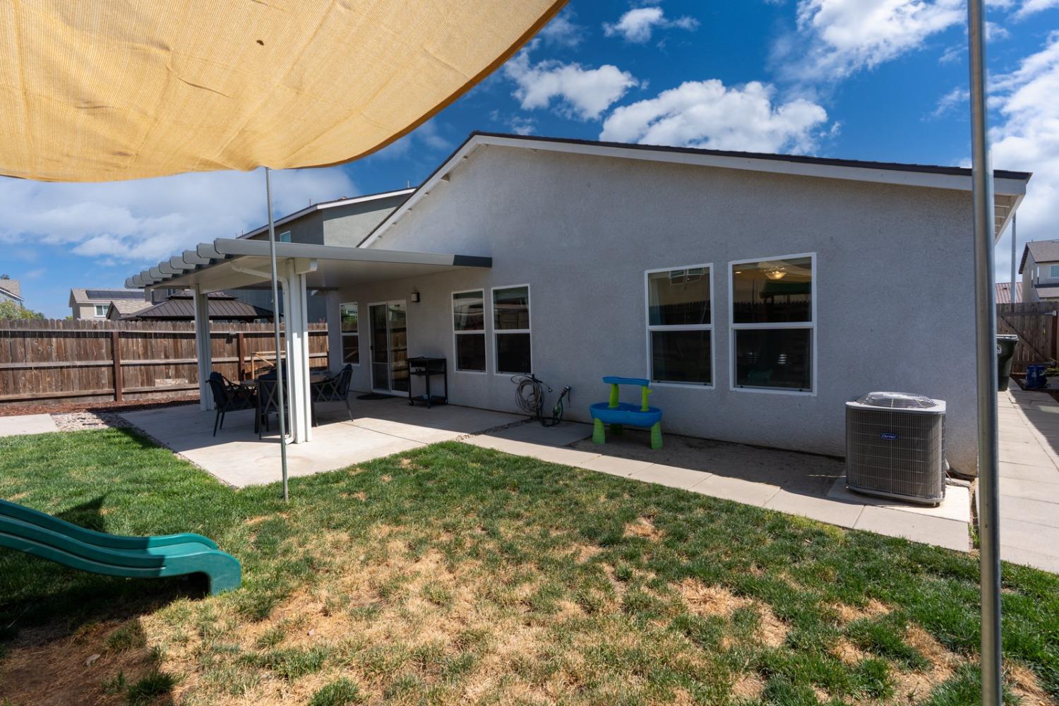 Detail Gallery Image 38 of 48 For 627 Suzanne Dr, Merced,  CA 95348 - 4 Beds | 2 Baths