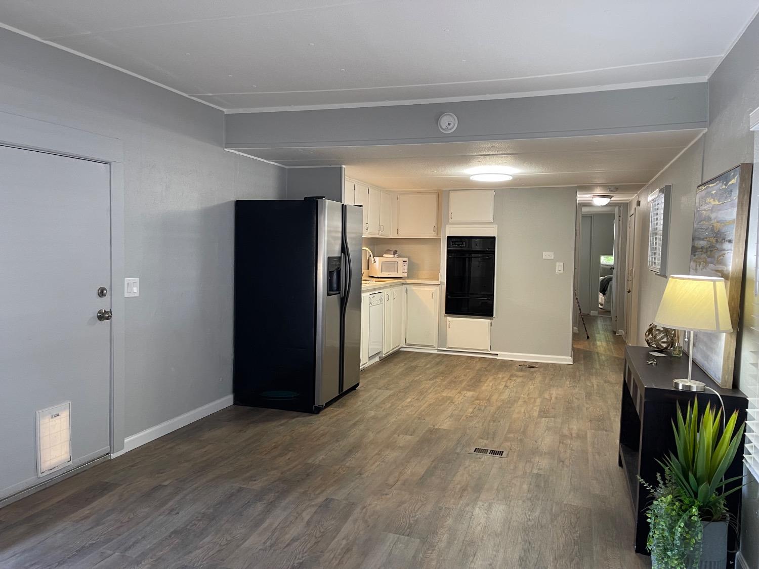 Detail Gallery Image 12 of 34 For 237 Palm View Ln, Rancho Cordova,  CA 95670 - 2 Beds | 1/1 Baths