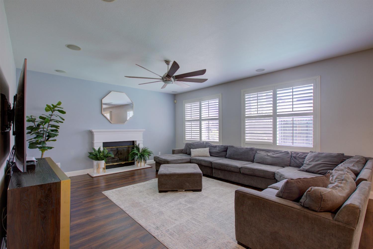 Detail Gallery Image 42 of 75 For 4008 Calais, Modesto,  CA 95356 - 4 Beds | 3 Baths
