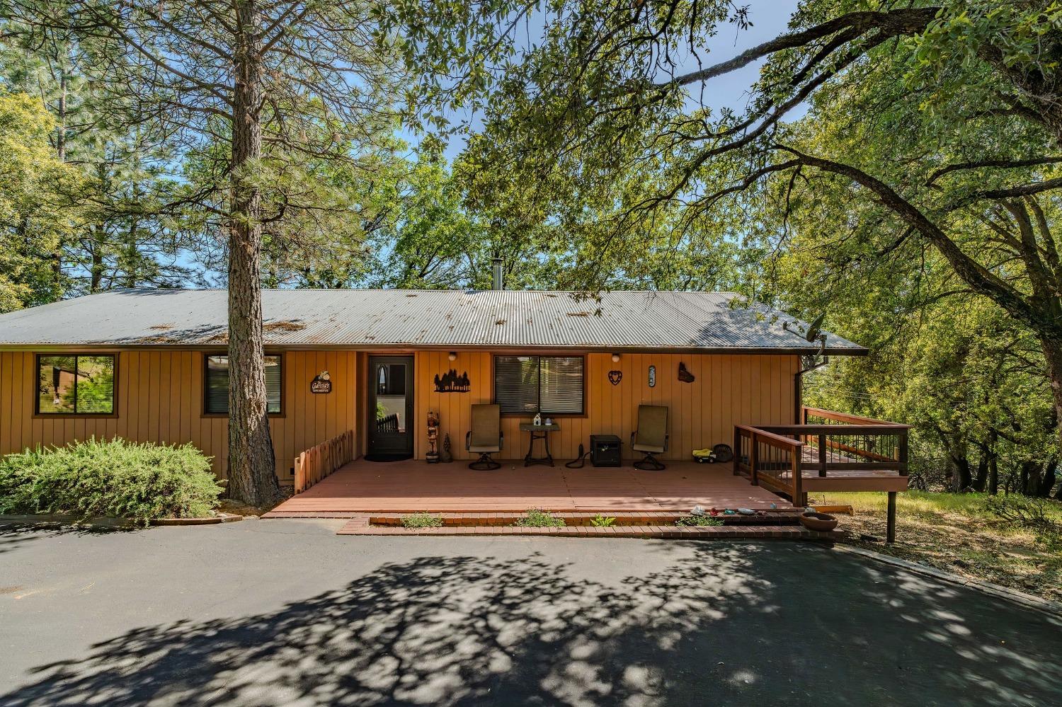 Detail Gallery Image 10 of 73 For 13771 West Ct, Pine Grove,  CA 95665 - 3 Beds | 2 Baths