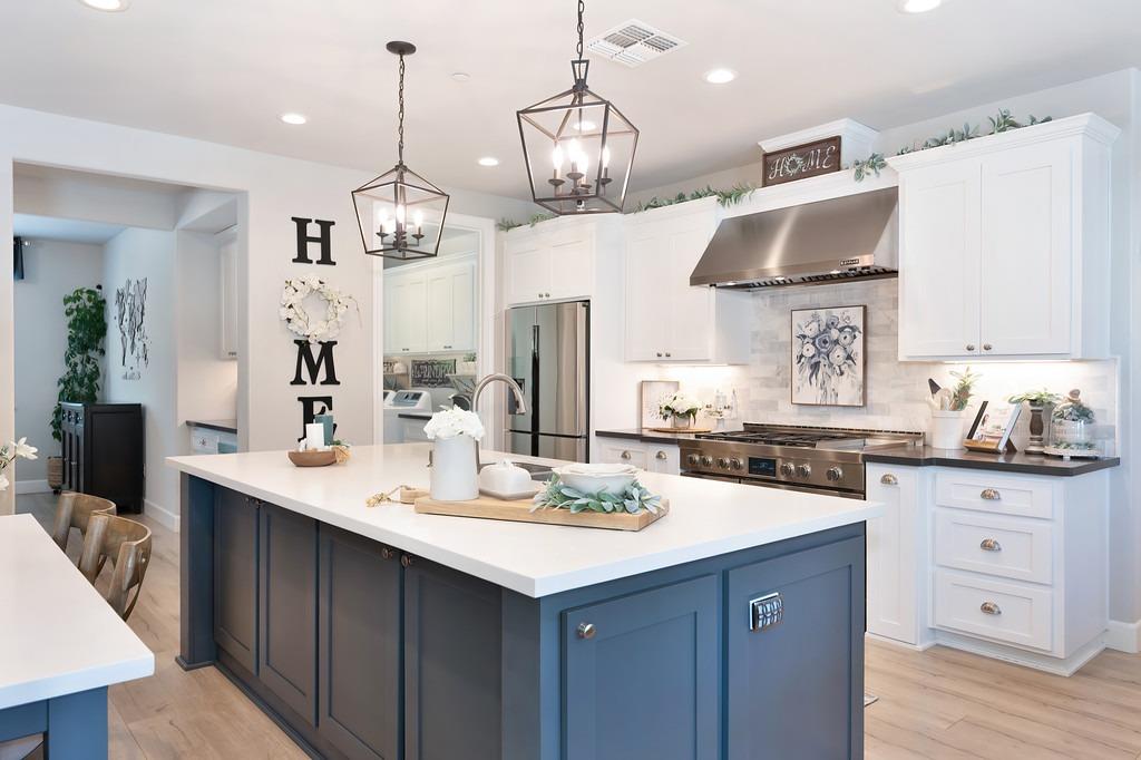 Detail Gallery Image 23 of 63 For 7527 Country Oaks Ln, Orangevale,  CA 95662 - 5 Beds | 4/1 Baths