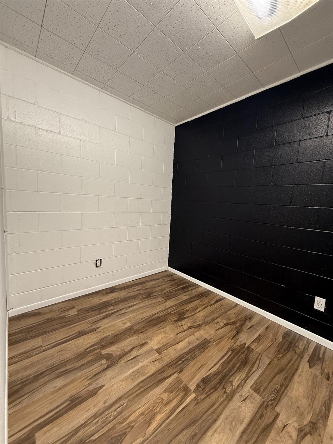 Detail Gallery Image 6 of 10 For 138 W Yosemite Ave, Manteca,  CA 95336 - – Beds | – Baths