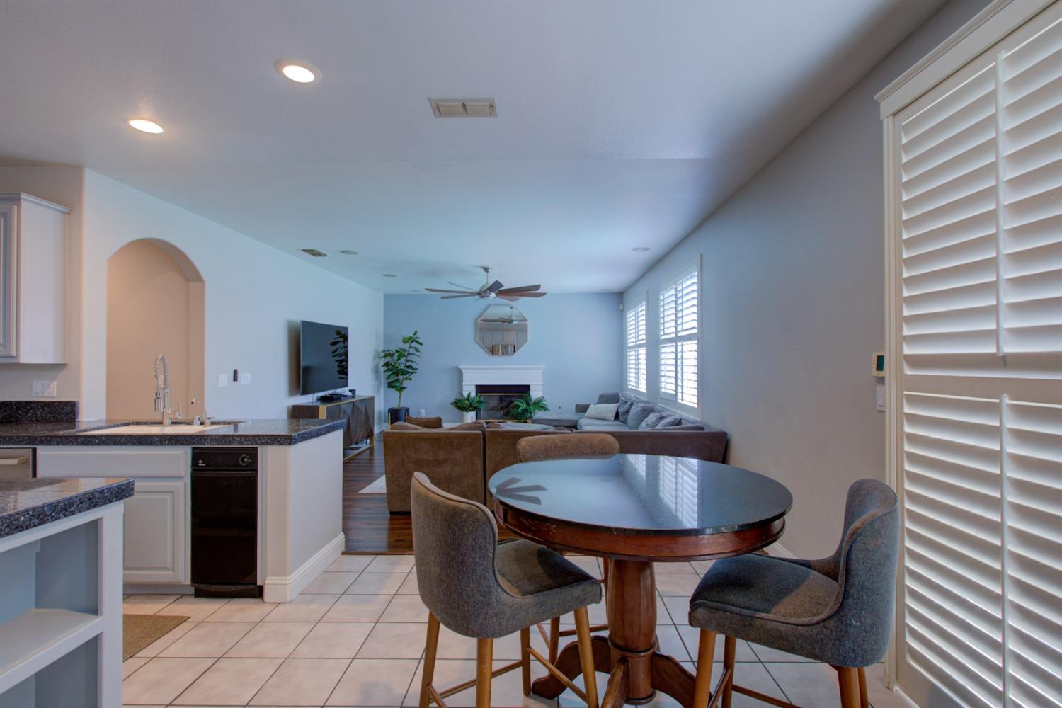 Detail Gallery Image 53 of 75 For 4008 Calais, Modesto,  CA 95356 - 4 Beds | 3 Baths