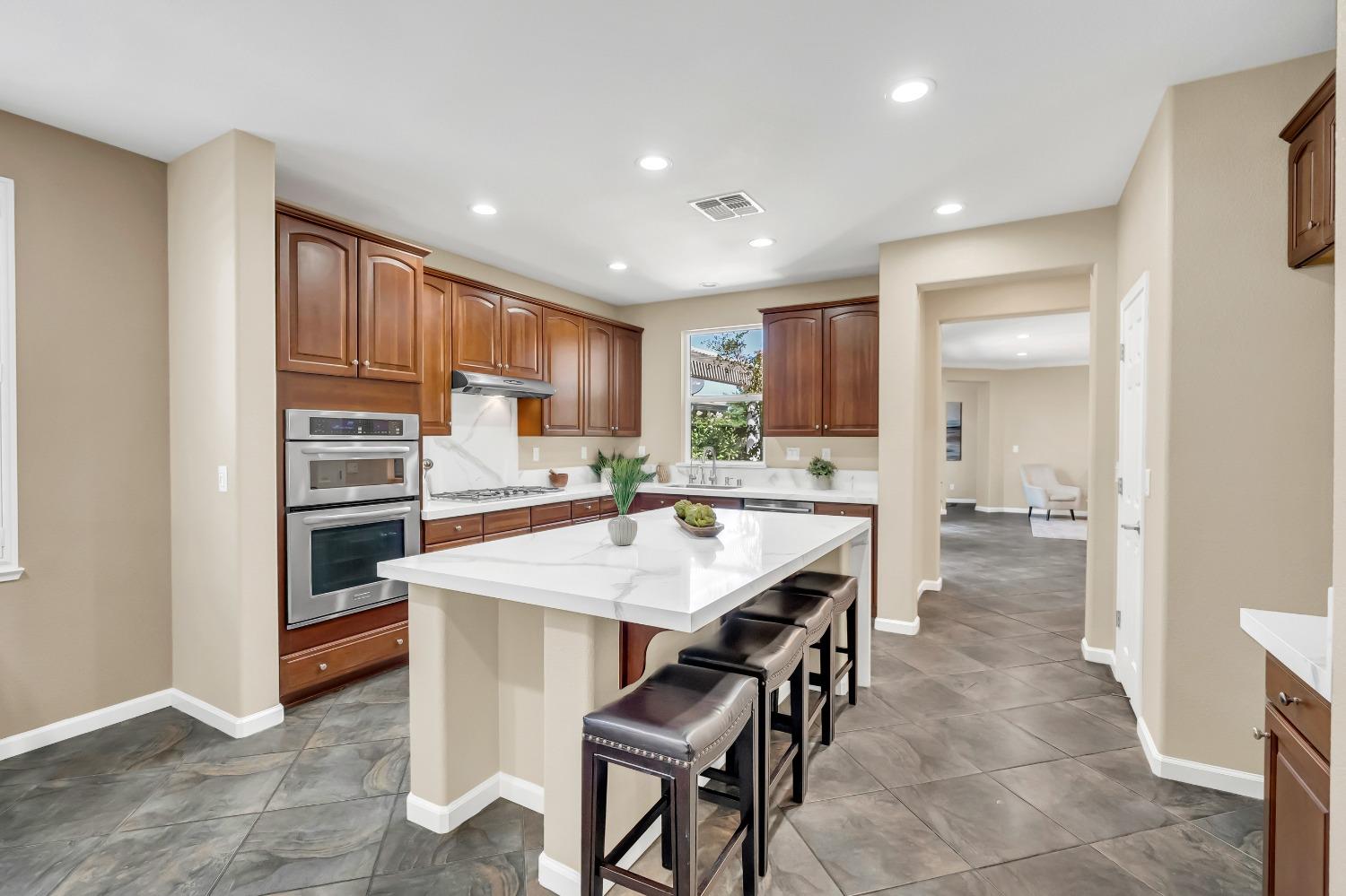 Stageline Circle, Rocklin, California image 20