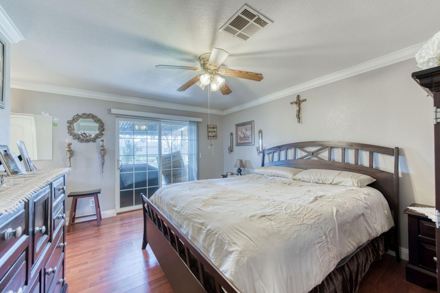 Detail Gallery Image 18 of 38 For 25540 Lynn Pl #B,  –,  CA 93638 - 3 Beds | 2 Baths