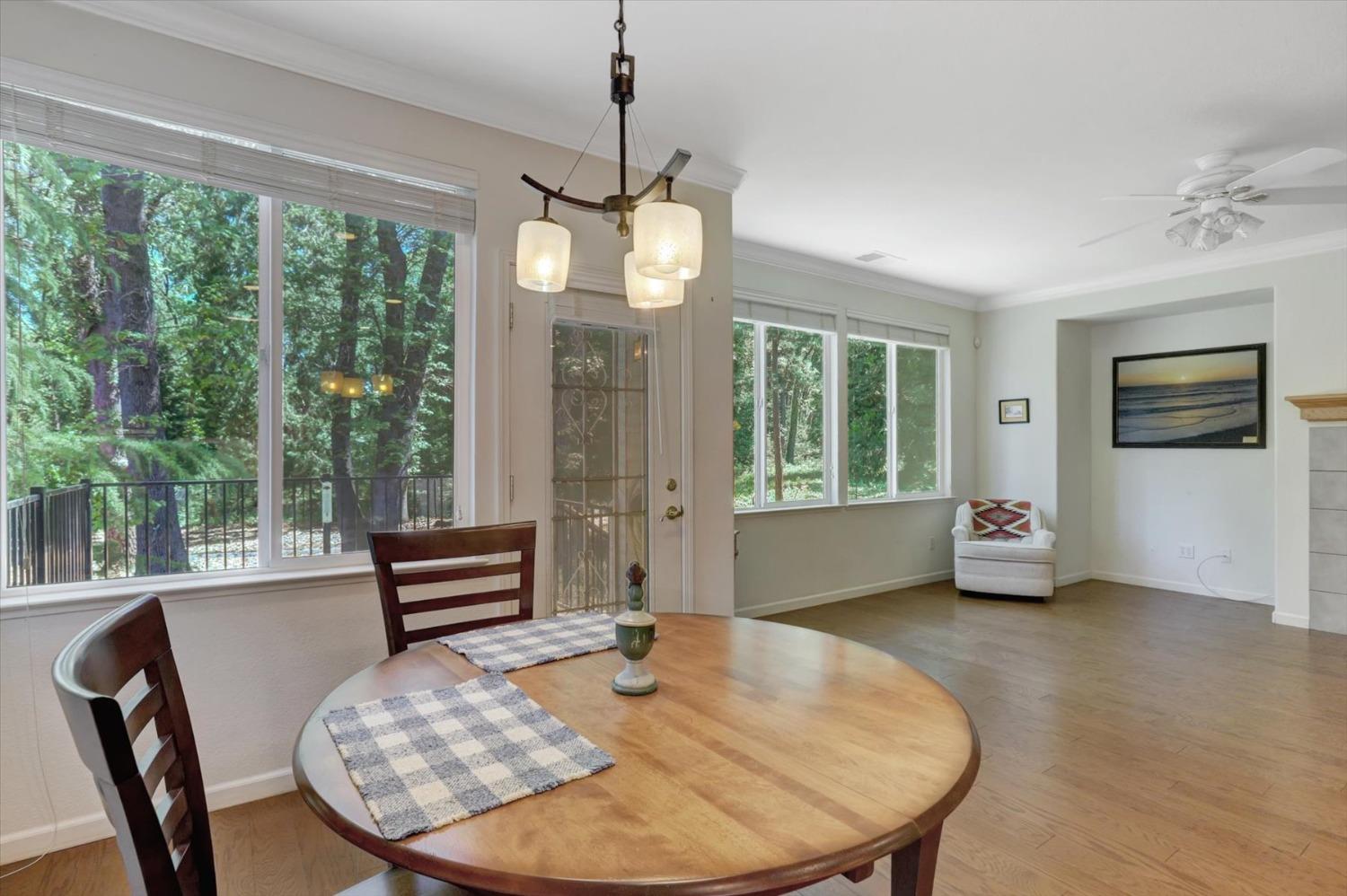 Detail Gallery Image 15 of 66 For 142 Sparrow Cir, Grass Valley,  CA 95945 - 2 Beds | 2 Baths
