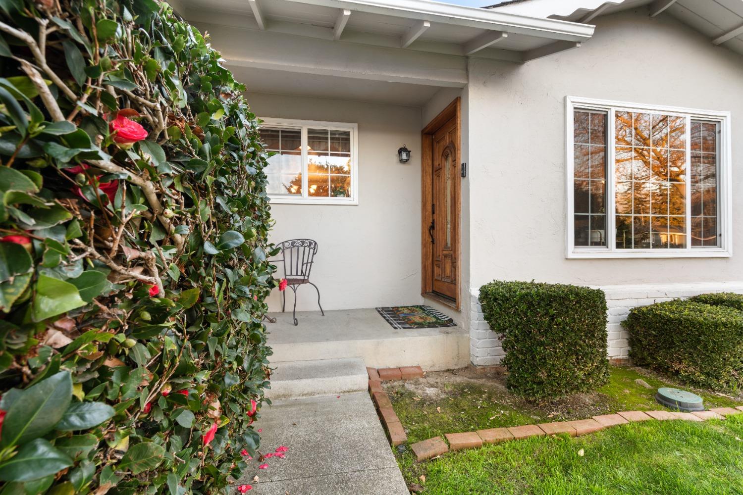 Detail Gallery Image 2 of 44 For 821 Penitencia St, Milpitas,  CA 95035 - 4 Beds | 2 Baths