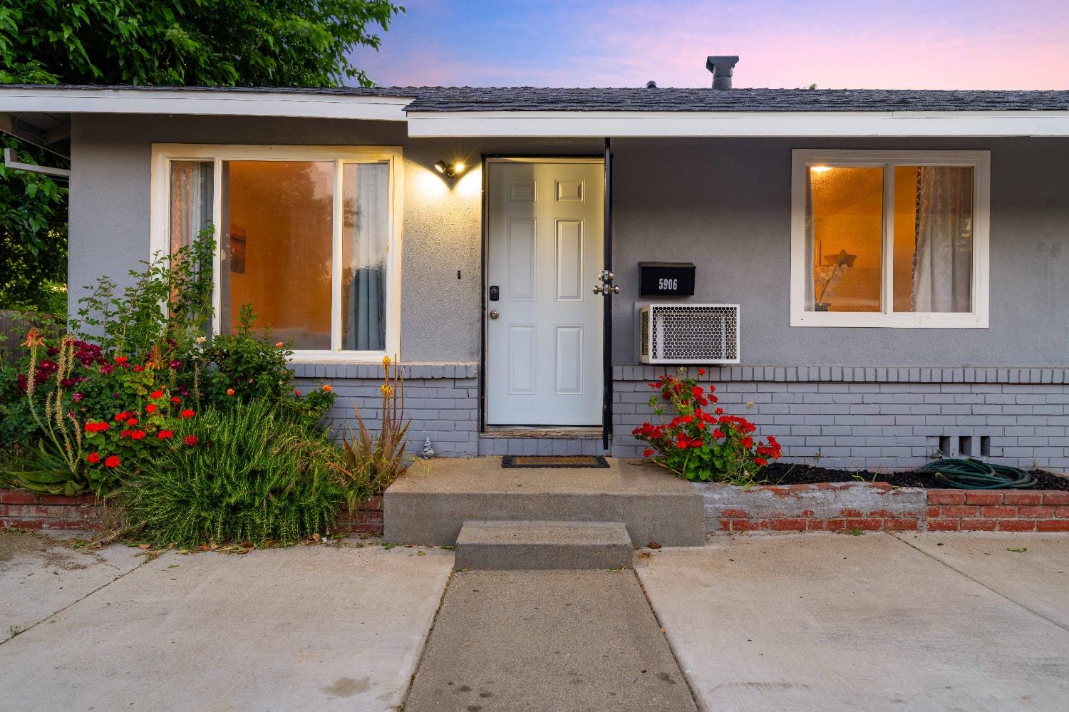 Detail Gallery Image 29 of 51 For 5904 40th St, Sacramento,  CA 95824 - – Beds | – Baths