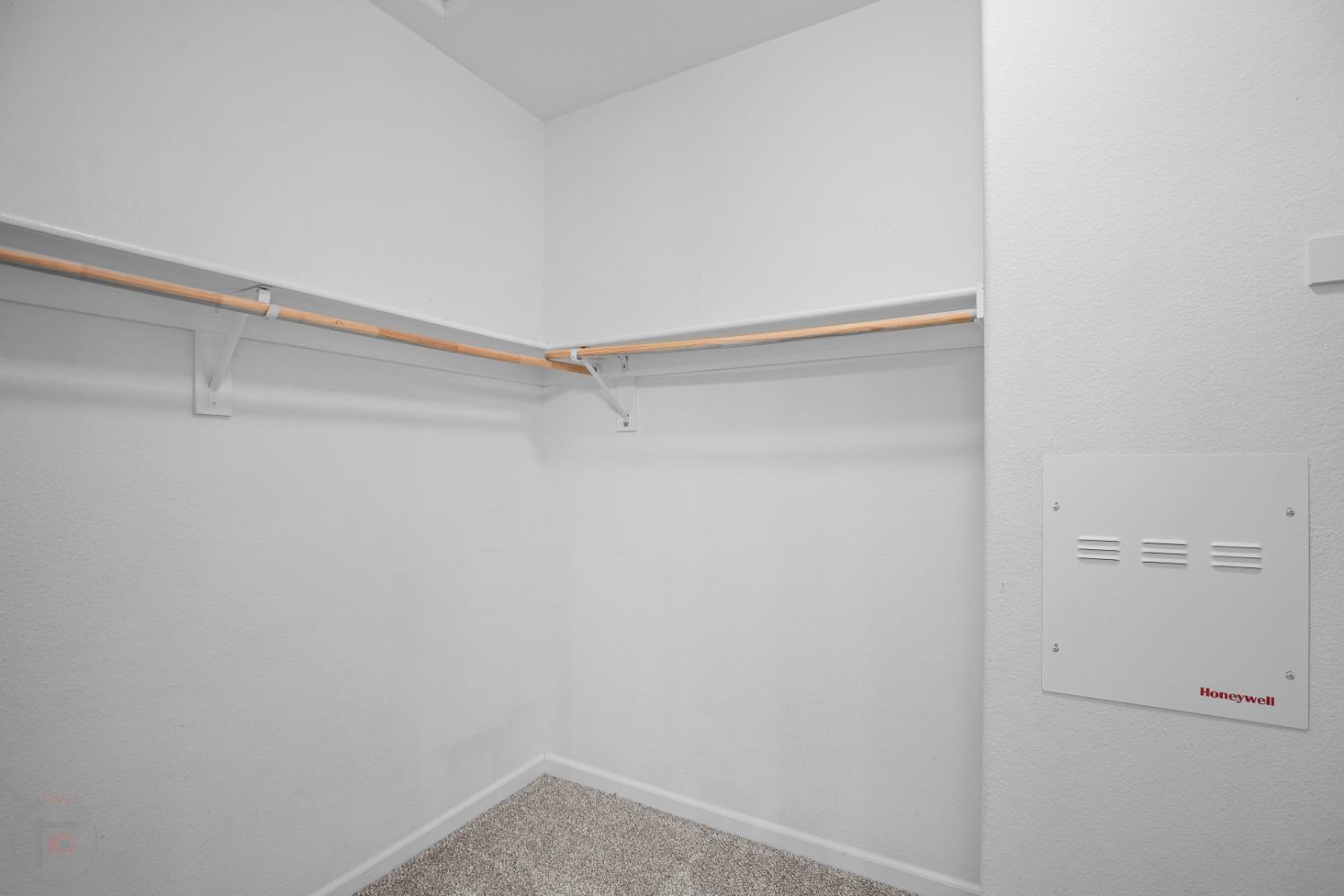 Detail Gallery Image 33 of 45 For 1355 Santona St, Manteca,  CA 95337 - 3 Beds | 2 Baths
