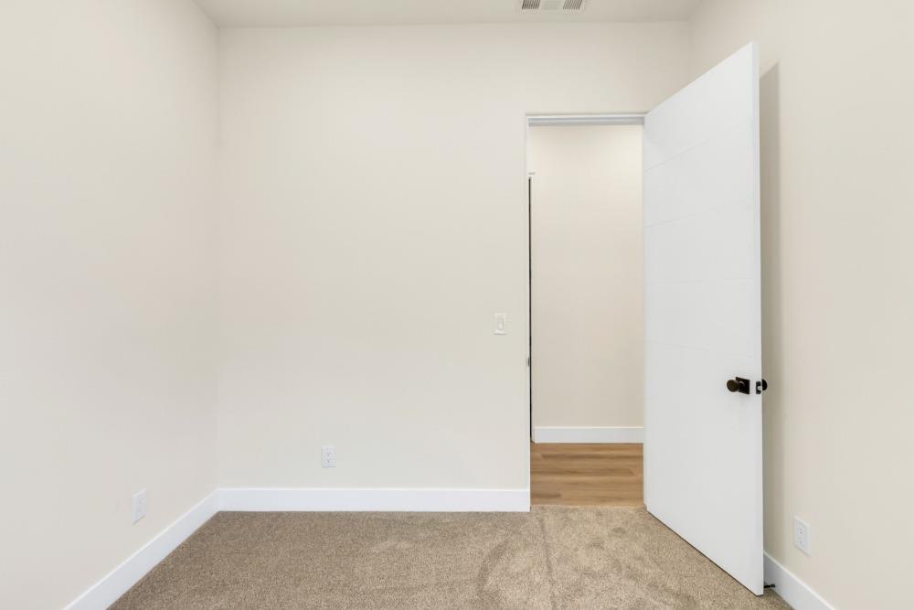 Detail Gallery Image 30 of 48 For 8411 Aster Ct, Citrus Heights,  CA 95610 - 3 Beds | 2 Baths