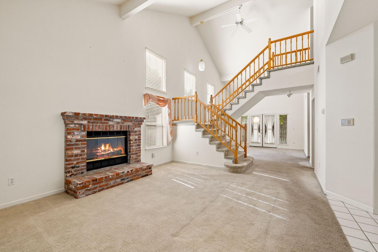 Detail Gallery Image 8 of 56 For 2936 Trigo Way, Sacramento,  CA 95833 - 3 Beds | 2/1 Baths