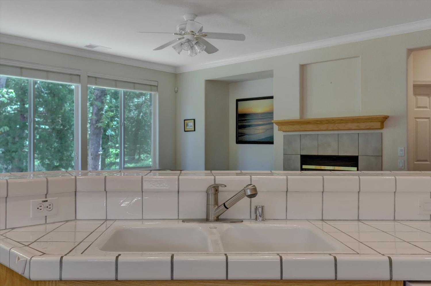 Detail Gallery Image 14 of 66 For 142 Sparrow Cir, Grass Valley,  CA 95945 - 2 Beds | 2 Baths