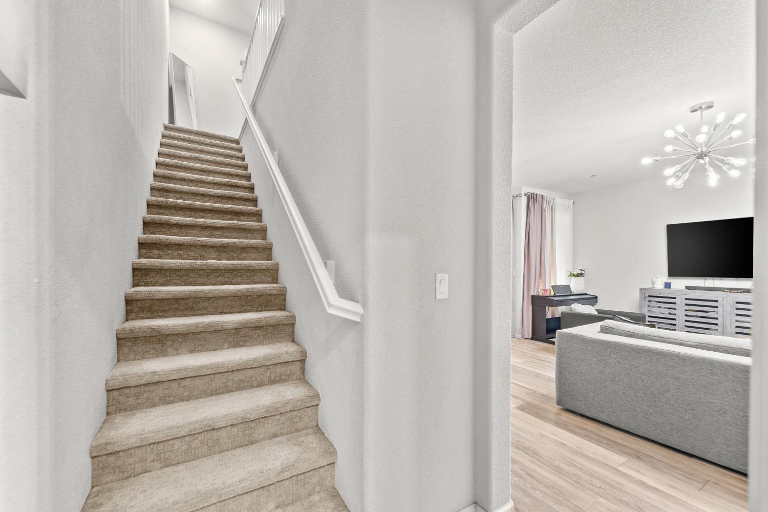 Detail Gallery Image 25 of 43 For 10853 Barden Dr, Rancho Cordova,  CA 95670 - 3 Beds | 2/1 Baths