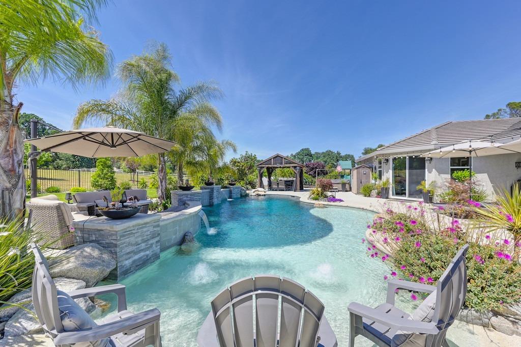 Detail Gallery Image 44 of 63 For 7527 Country Oaks Ln, Orangevale,  CA 95662 - 5 Beds | 4/1 Baths