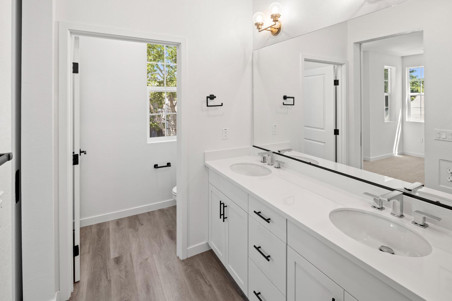 Detail Gallery Image 22 of 39 For 8636 Starburst Way, Sacramento,  CA 95823 - 4 Beds | 2/1 Baths