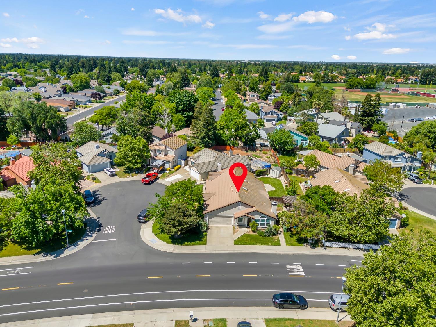 Di Lusso Drive, Elk Grove, California image 33
