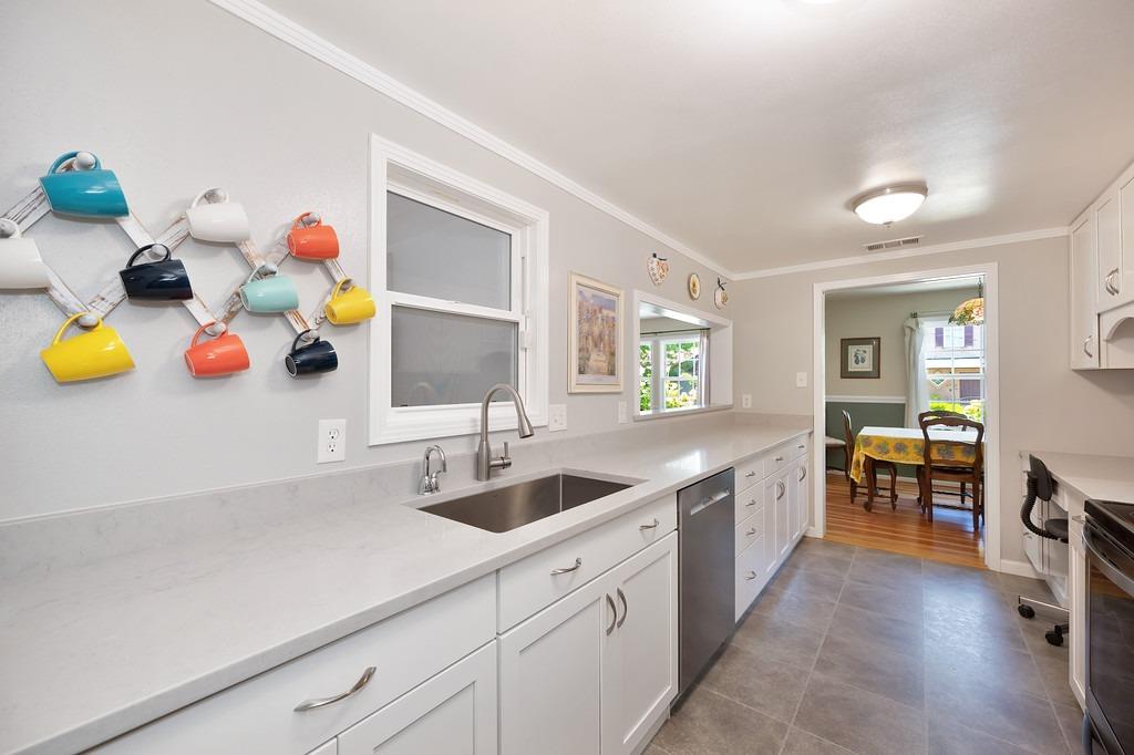 Detail Gallery Image 38 of 80 For 2901 61st St, Sacramento,  CA 95817 - 3 Beds | 1/1 Baths