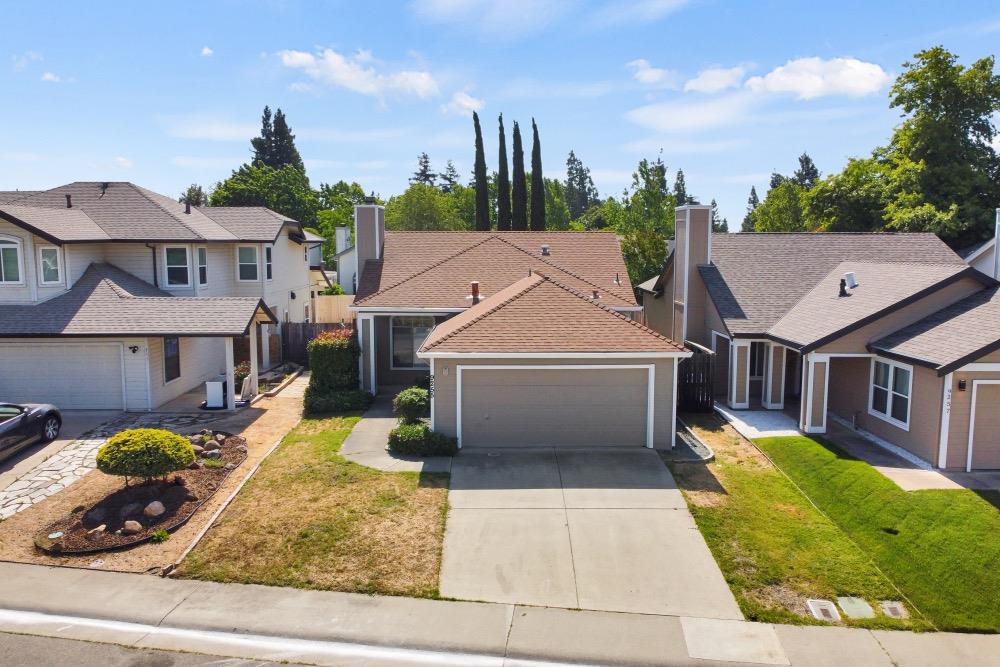 Detail Gallery Image 33 of 37 For 9255 Guillermina Ct, Elk Grove,  CA 95758 - 3 Beds | 2 Baths