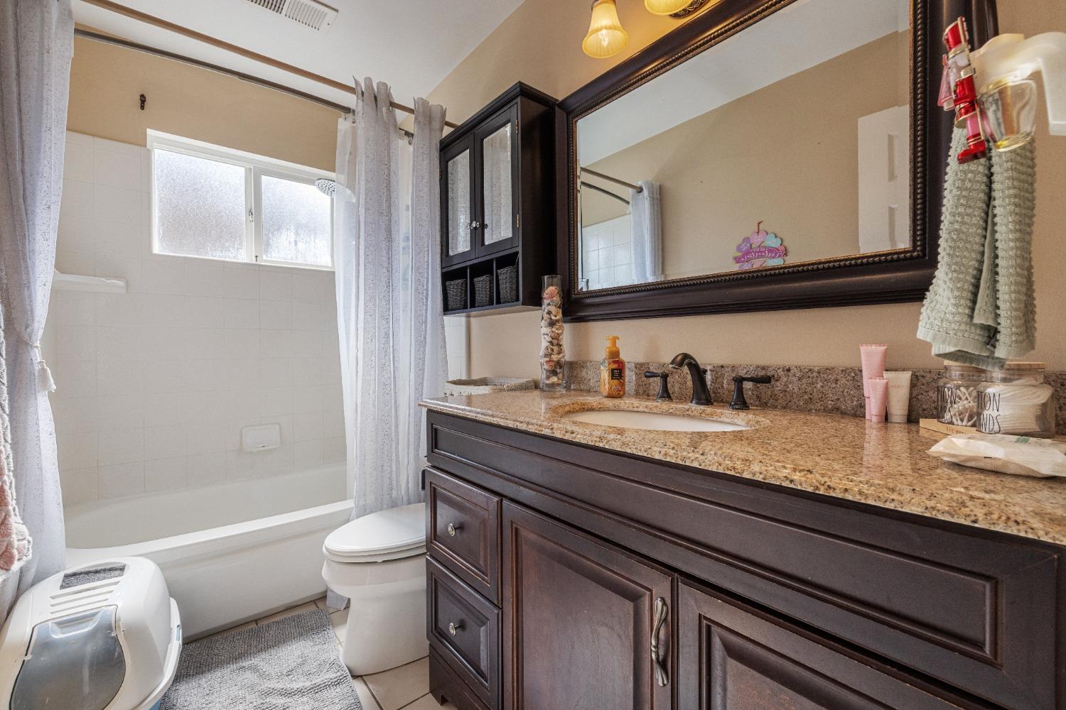 Detail Gallery Image 29 of 33 For 7795 Tamarack Dr, Dublin,  CA 94568 - 3 Beds | 2 Baths