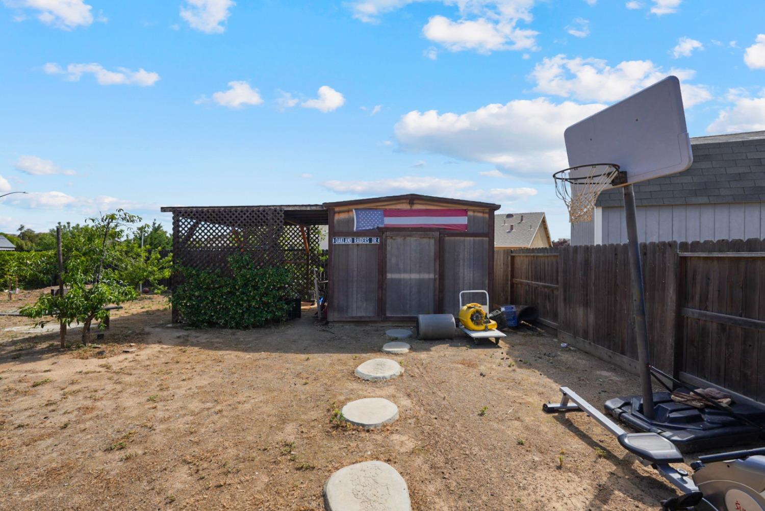 Detail Gallery Image 30 of 43 For 13706 Yerba Buena Ave, Gustine,  CA 95322 - 4 Beds | 2 Baths