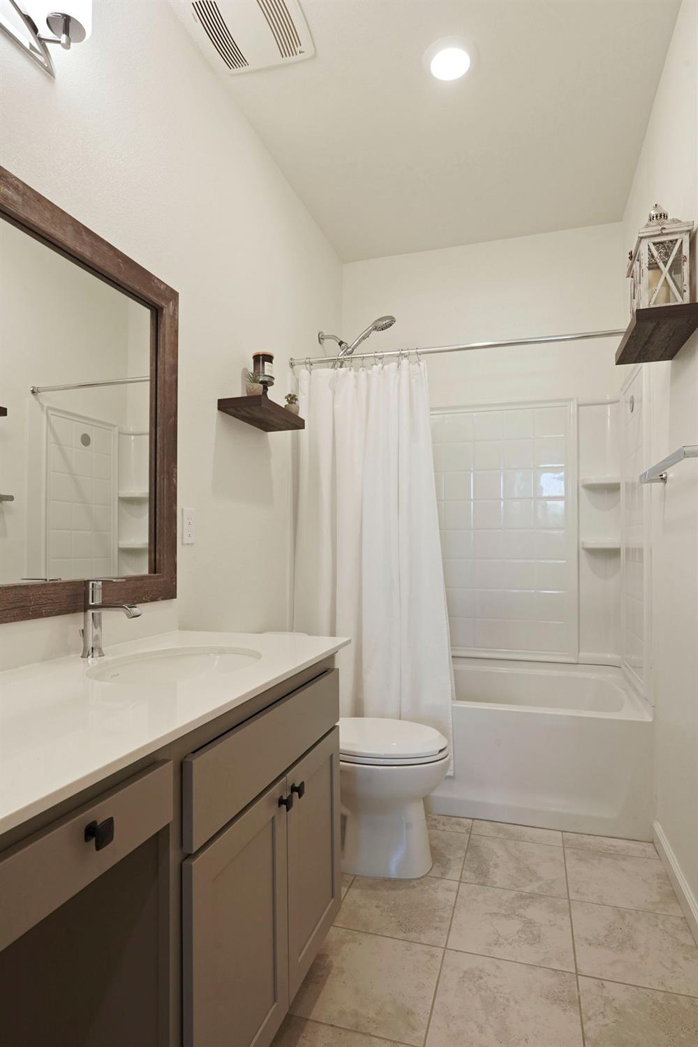 Detail Gallery Image 34 of 53 For 718 Lippi St, Galt,  CA 95632 - 3 Beds | 2 Baths