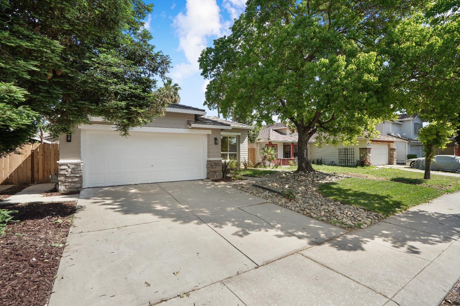 Woodstream Street, Stockton, California image 2