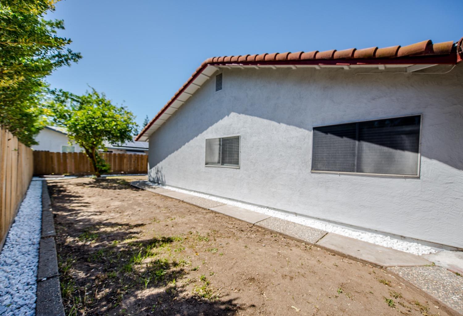 Detail Gallery Image 36 of 46 For 1925 Arrowsmith Dr, Manteca,  CA 95336 - 3 Beds | 2 Baths