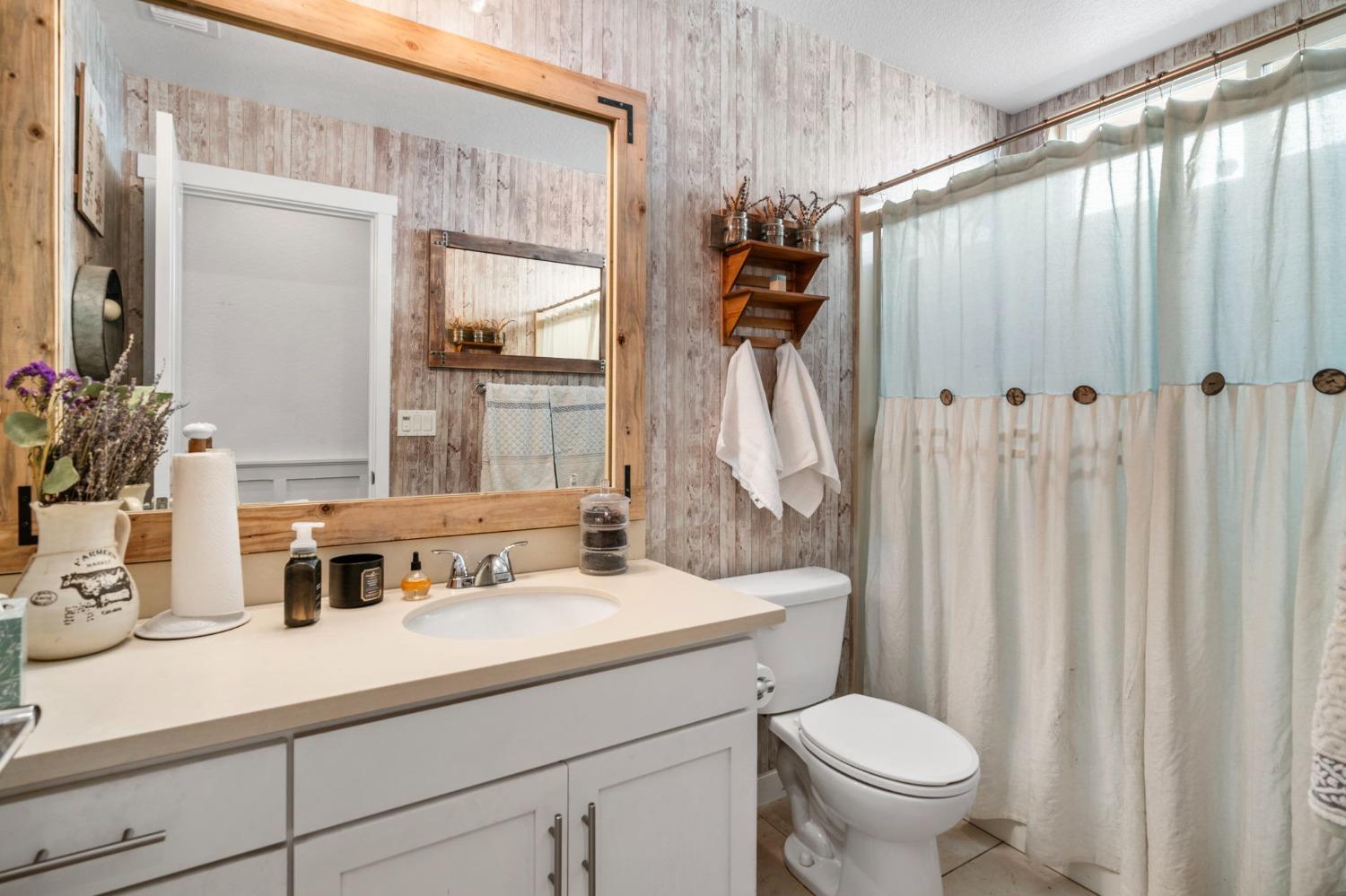 Detail Gallery Image 9 of 56 For 18427 Pilot Ct, Lathrop,  CA 95330 - 4 Beds | 3 Baths