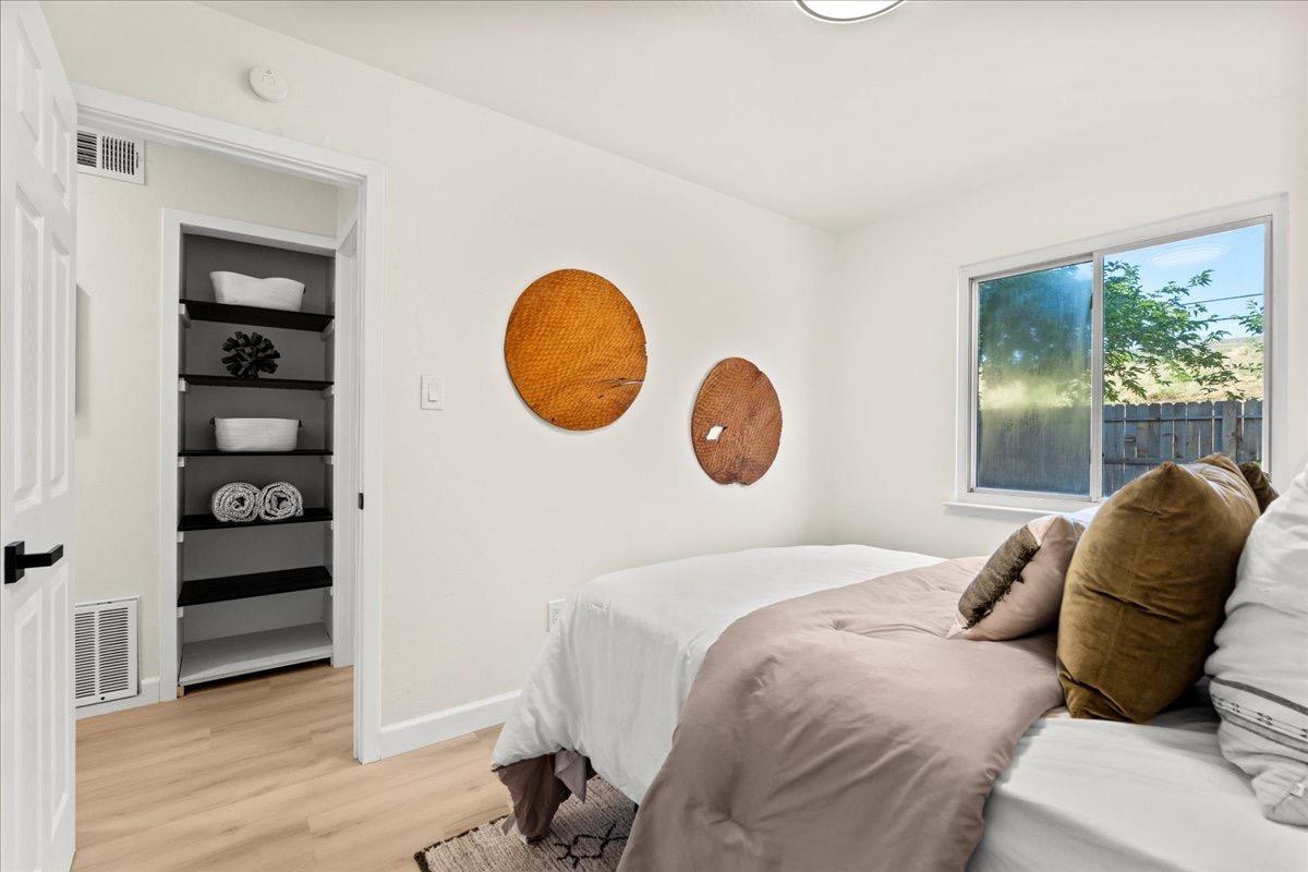 Detail Gallery Image 15 of 21 For 453 Arcade Blvd, Sacramento,  CA 95815 - 4 Beds | 2 Baths